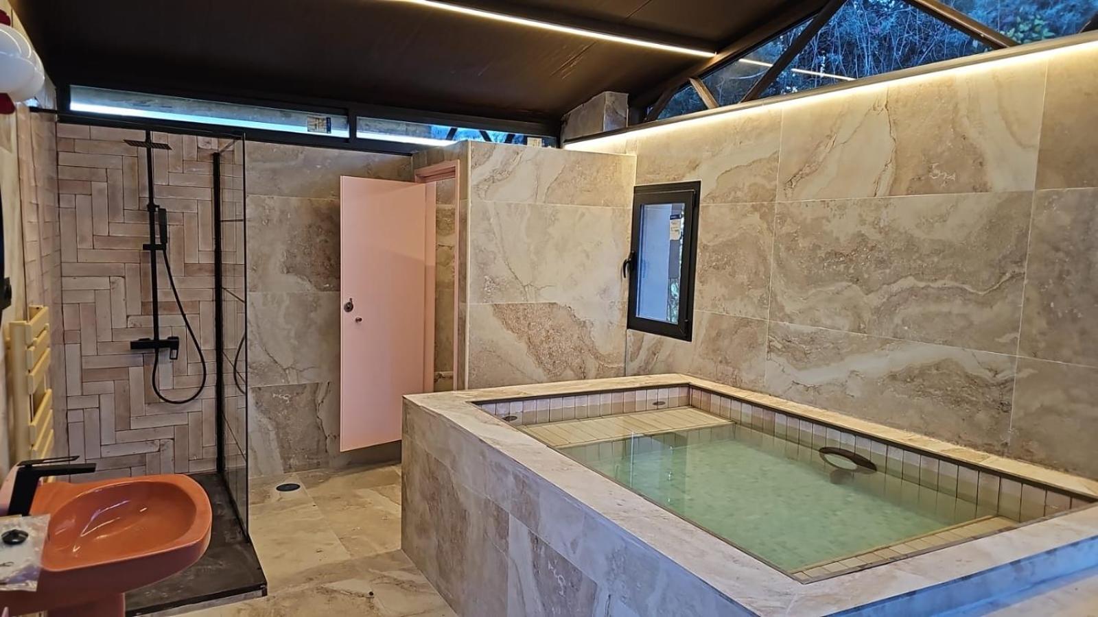 Hearts & Ponies Apartamentos Con Piscinas Privadas Cerca De La Warner Chinchón Εξωτερικό φωτογραφία