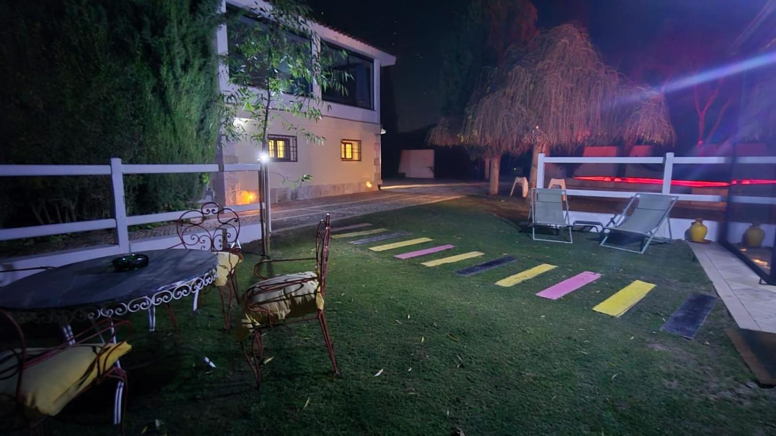 Hearts & Ponies Apartamentos Con Piscinas Privadas Cerca De La Warner Chinchón Εξωτερικό φωτογραφία