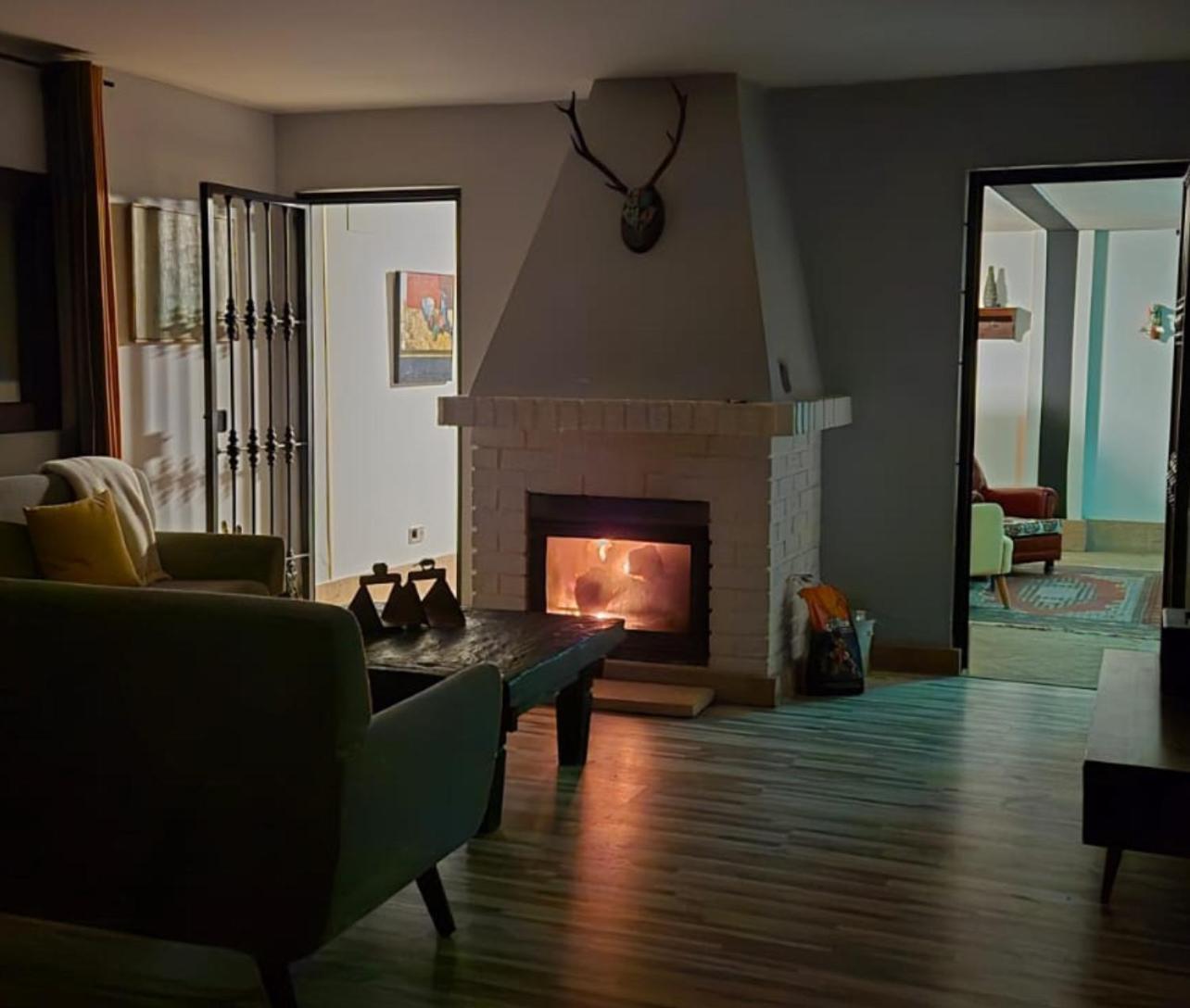 Hearts & Ponies Apartamentos Con Piscinas Privadas Cerca De La Warner Chinchón Εξωτερικό φωτογραφία