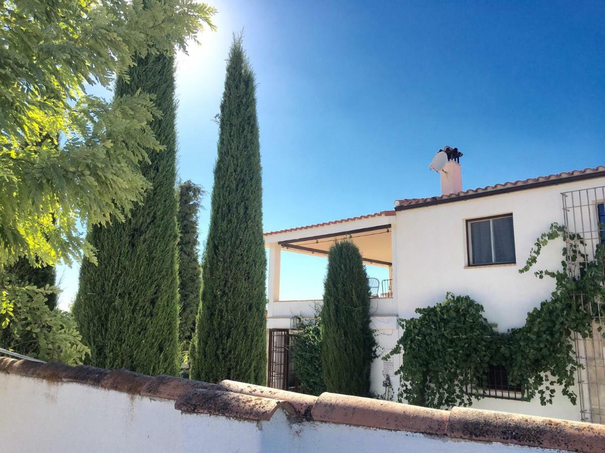 Hearts & Ponies Apartamentos Con Piscinas Privadas Cerca De La Warner Chinchón Εξωτερικό φωτογραφία