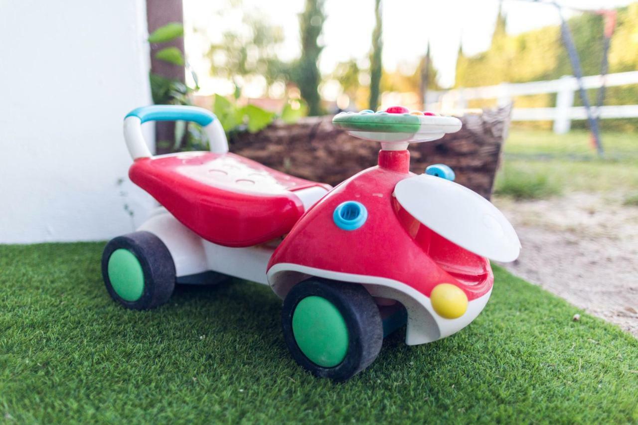 Hearts & Ponies Apartamentos Con Piscinas Privadas Cerca De La Warner Chinchón Εξωτερικό φωτογραφία